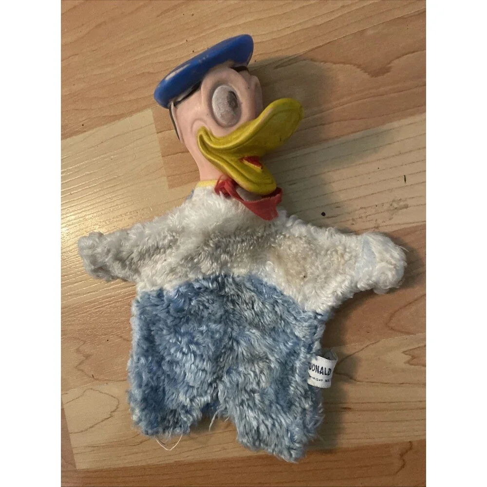 Vintage Gund Donald Duck Hand Puppet Walt Disney Fuzzy Body Tagged